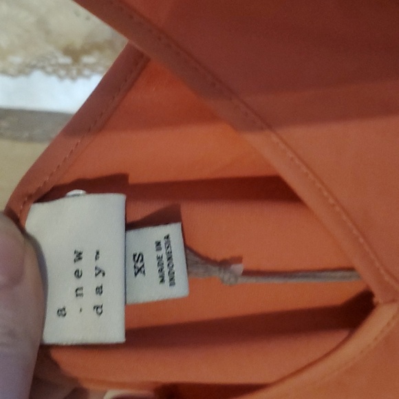 A new day dress - Picture 2 of 3